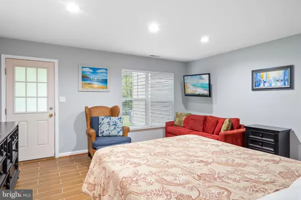 Frankford, DE 19945,33812 CONNECTICUT AVE