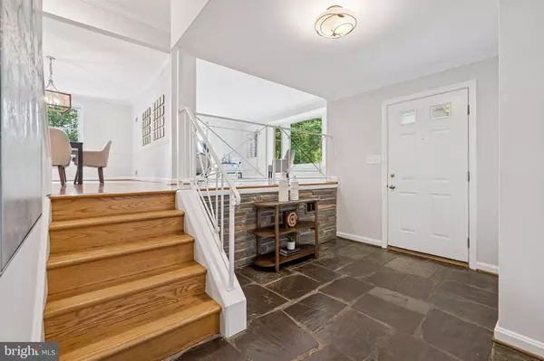 Bethesda, MD 20817,8510 HOWELL RD