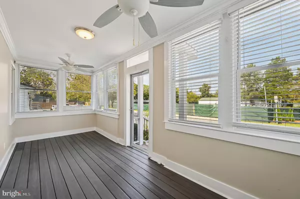 Annapolis, MD 21401,25 DORSEY AVE