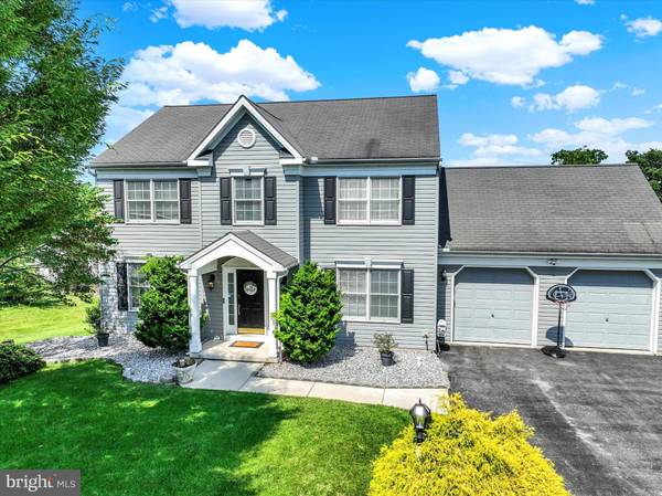 65 ANGELA LN, York, PA 17402