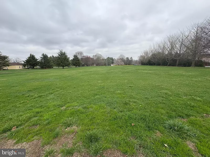 1265 NEWARK RD, Toughkenamon, PA 19374