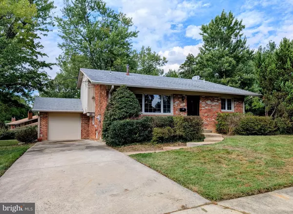 10421 DARBY ST, Fairfax, VA 22030