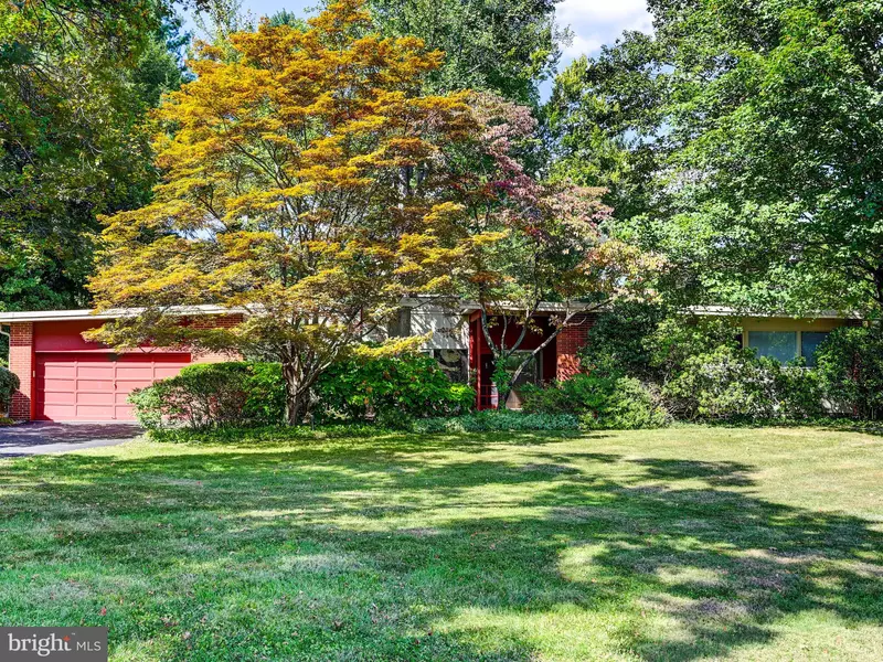 3504 WOODVALLEY DR, Baltimore, MD 21208