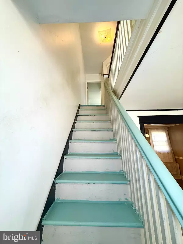 Philadelphia, PA 19120,615 BRILL ST