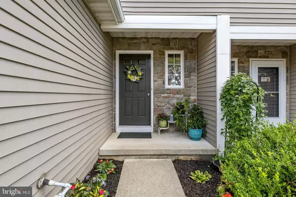 Marietta, PA 17547,341 WILD CHERRY LN