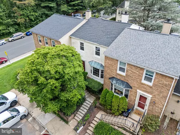 Burke, VA 22015,6105 HERON POND CT