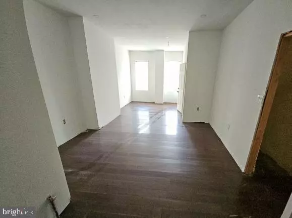 Philadelphia, PA 19140,1731 W VENANGO ST