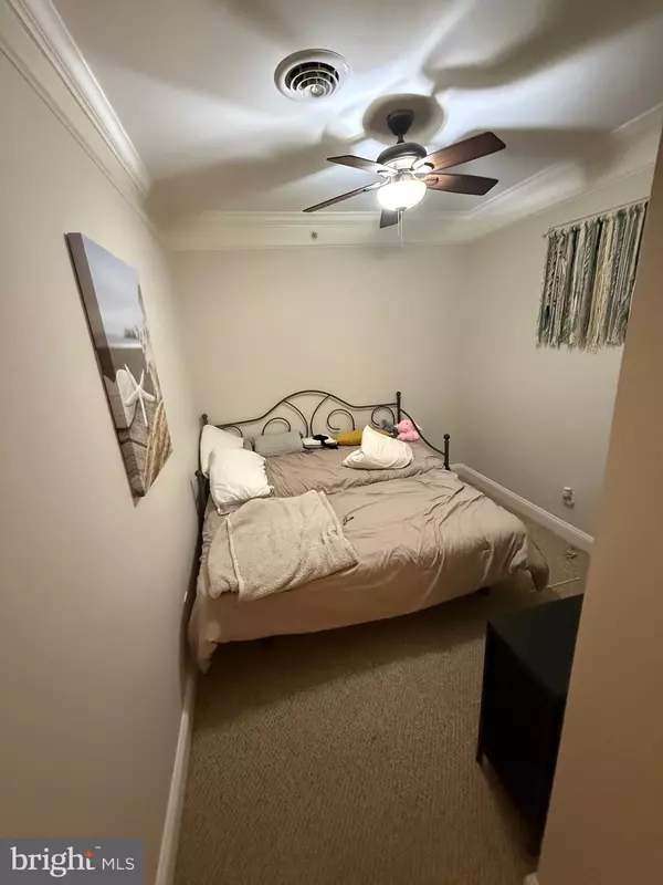 Lewes, DE 19958,12001 OLD VINE BLVD #305