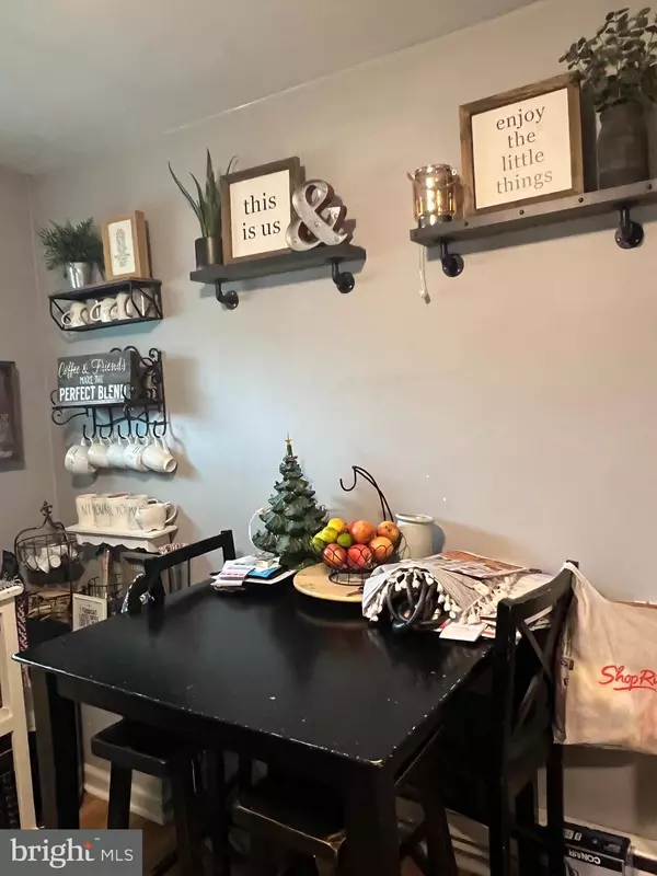 Williamstown, NJ 08094,520 S MAIN ST