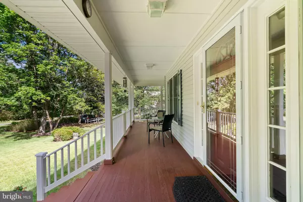 Fairfax, VA 22030,12517 EASTER LN