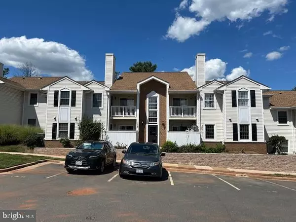 118 WESTWICK CT #4, Sterling, VA 20165