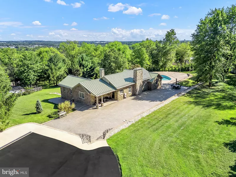 1851 MEETINGHOUSE RD, Warminster, PA 18974