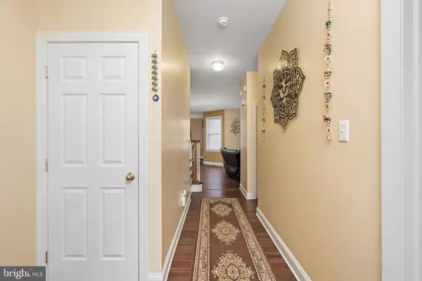 Robbinsville, NJ 08691,15 NEWTOWN BLVD