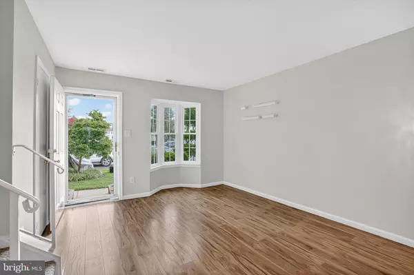 Alexandria, VA 22309,8530 SOUTHLAWN CT