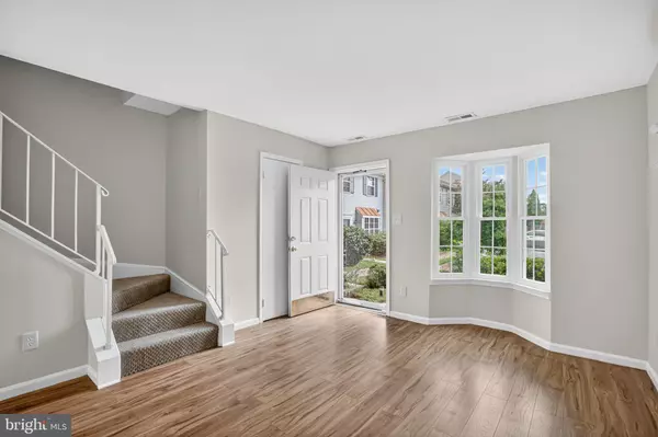 Alexandria, VA 22309,8530 SOUTHLAWN CT