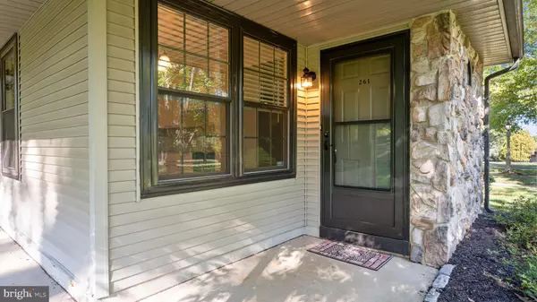 Warrington, PA 18976,261 SASSAFRAS CT