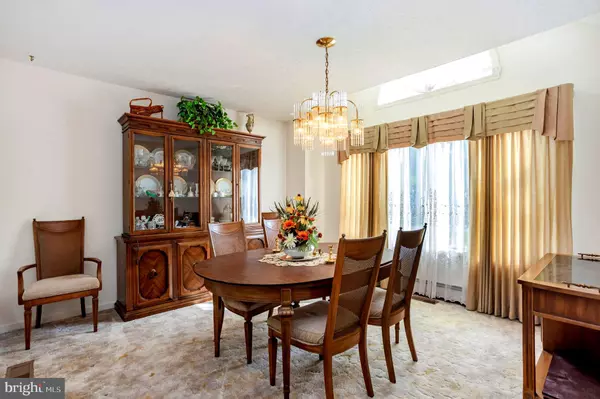 Baltimore, MD 21222,7252 MEADOW LN
