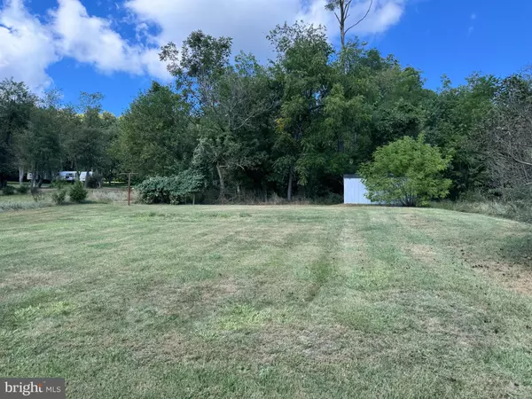 Shade Gap, PA 17255,21074 MAIN ST