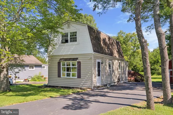 3321 SALFORD STATION RD,  Perkiomenville,  PA 18074