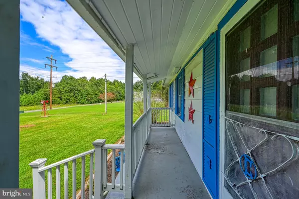 Woodford, VA 22580,6202 MARYE RD