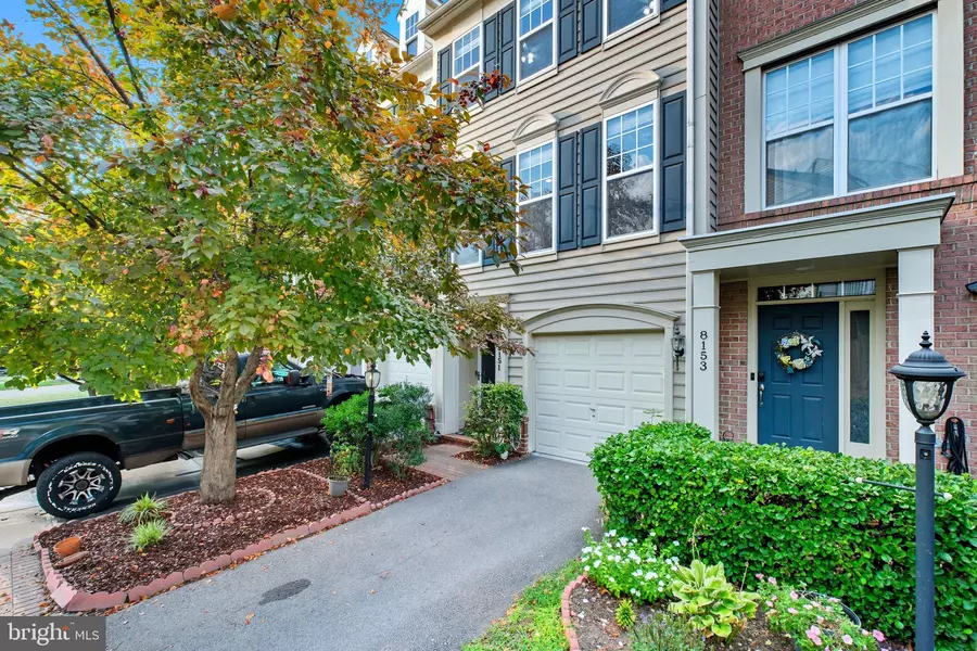 8151 DOVE COTTAGE CT, Lorton, VA 22079