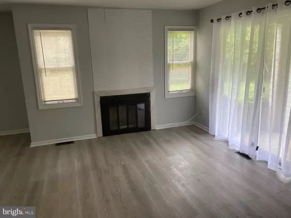 Cherry Hill, NJ 08003,249 DERBY CT #249