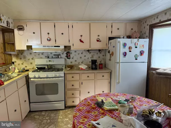 Vineland, NJ 08360,1976-UNIT 237A NORTH EAST AVE