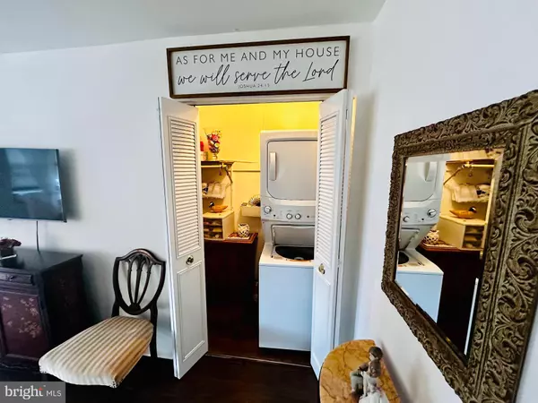 Glendora, NJ 08029,230 E EVESHAM RD #C 15