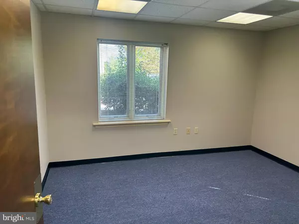 Frederick, MD 21702,176 THOMAS JOHNSON DR #5G1