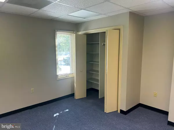 Frederick, MD 21702,176 THOMAS JOHNSON DR #5G1