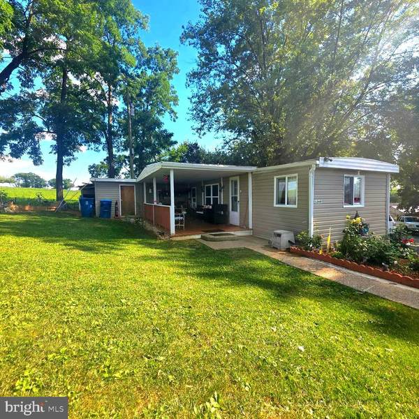 126 E LN, Harrisburg, PA 17111