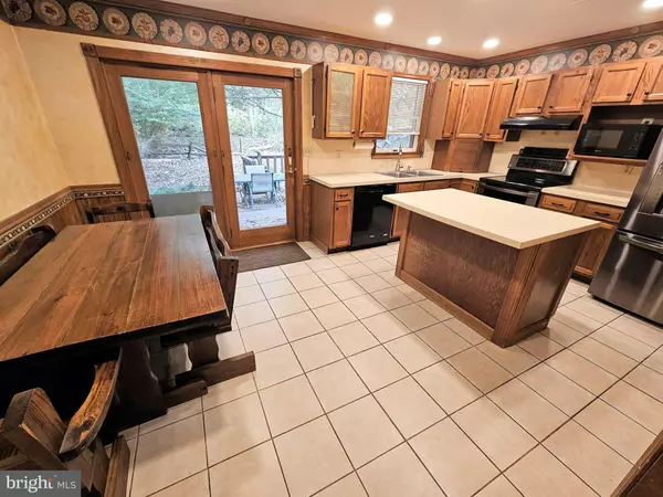 Ephrata, PA 17522,336 RIDGE AVE