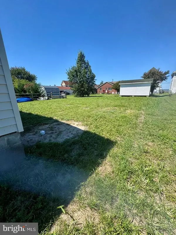 Chincoteague Island, VA 23336,3273 COLONA ST