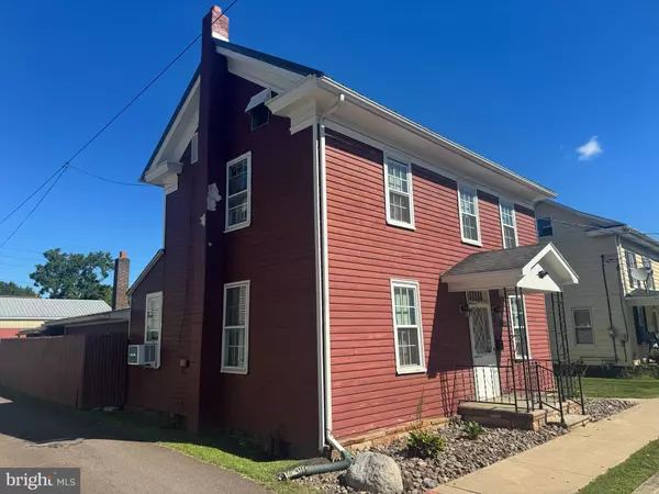 Bloomsburg, PA 17815,225 WEST THIRD STREET