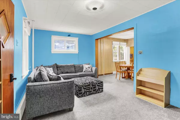 Harrisburg, PA 17111,212 N 32ND ST