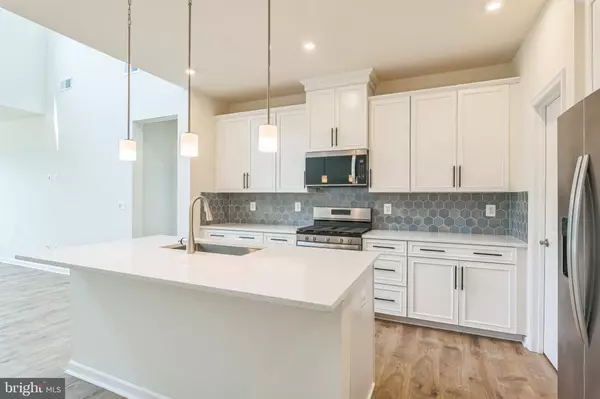 Ocean View, DE 19970,390 SCRANTON LN