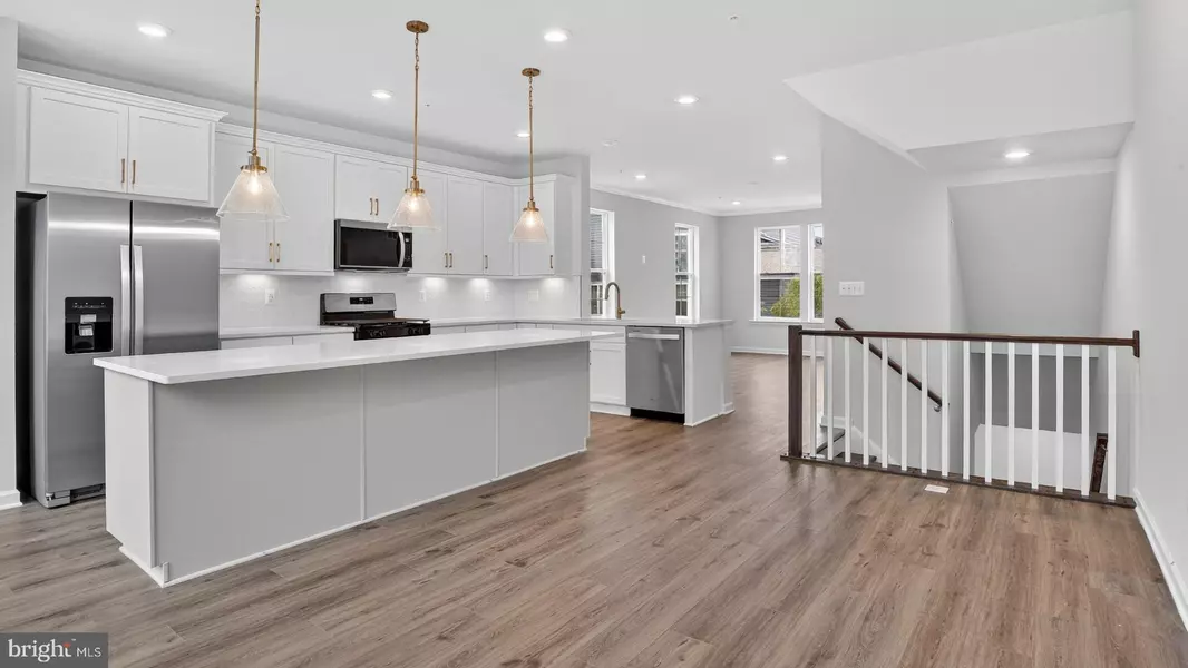 601 LADYWELL ST, Middle River, MD 21220