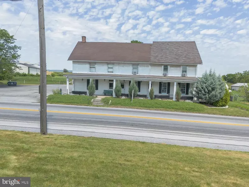 5589 OLD PHILADELPHIA PIKE, Gap, PA 17527