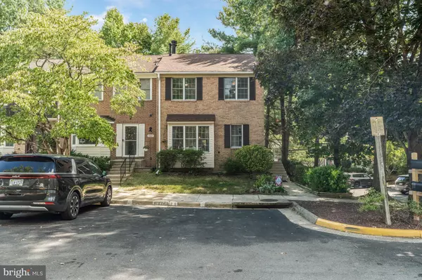 10629 LAKESIDE OAK CT, Burke, VA 22015