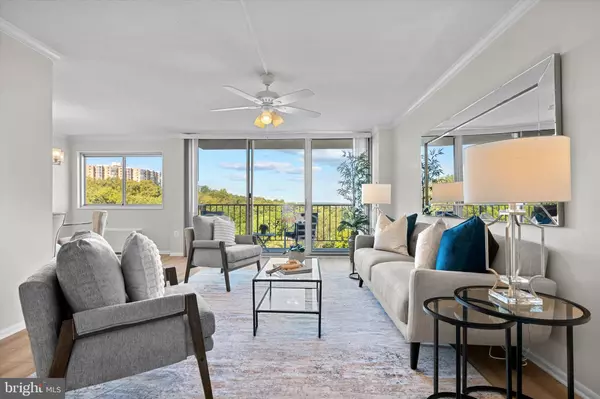 Alexandria, VA 22303,2059 HUNTINGTON AVE #1414