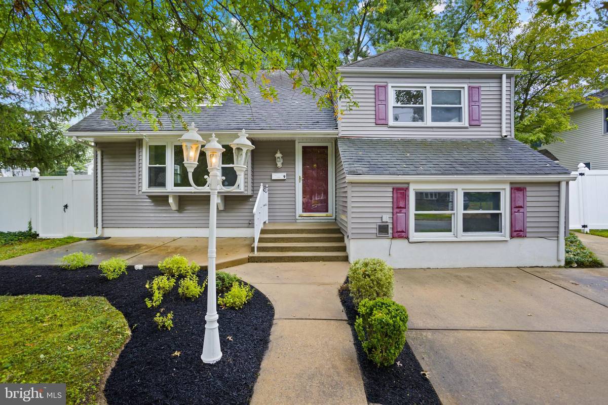 Hamilton, NJ 08690,9 SHAWNEE DRIVE