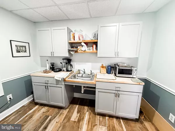 Gibbsboro, NJ 08026,146 S LAKEVIEW DR #203