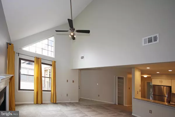 Burtonsville, MD 20866,3801 SKI LODGE DR #205