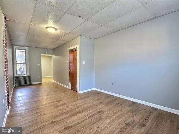 Reading, PA 19602,1354 COTTON ST