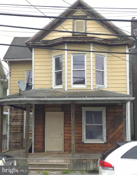 130 PANNEBAKER AVE, Lewistown, PA 17044