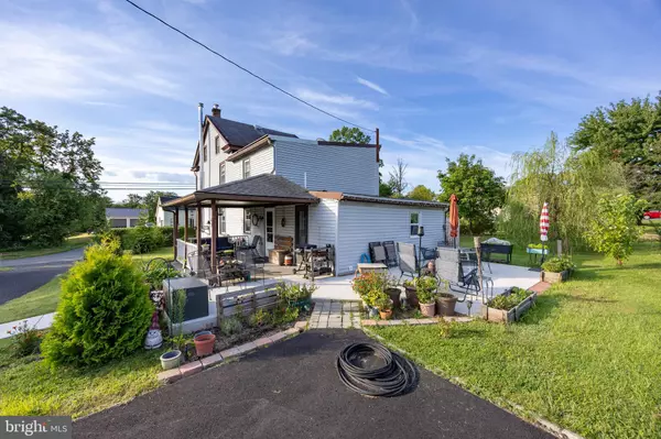 Pennsburg, PA 18073,1370 KUMRY RD