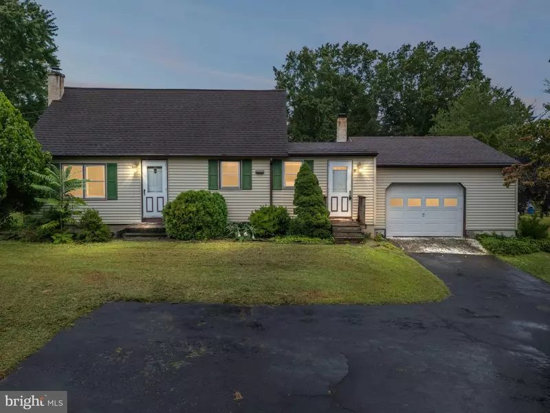 1584 N KEIM ST, Pottstown, PA 19464