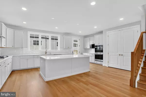 Brambleton, VA 20148,42148 STONE PRESS TER