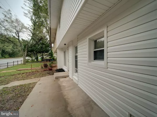 Landover, MD 20785,8001 BARLOWE RD