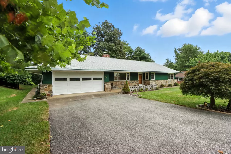 919 RAMBLING DR, Catonsville, MD 21228